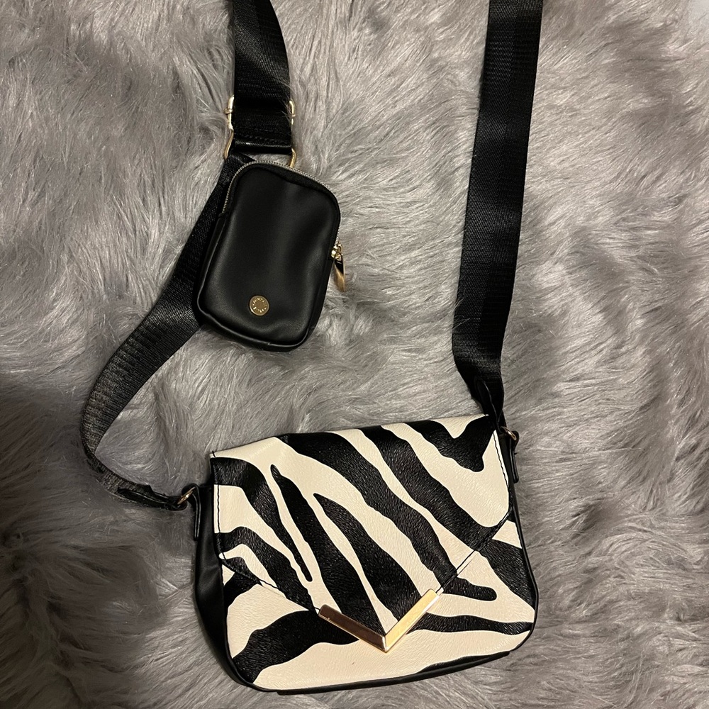Crossbody bag